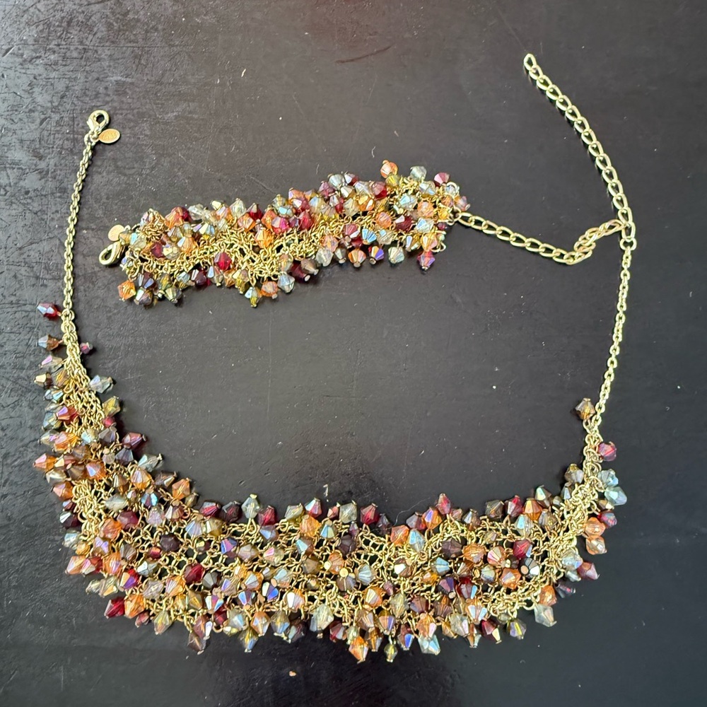 Elegant Multicolor Beaded Necklace and Bracelet Set